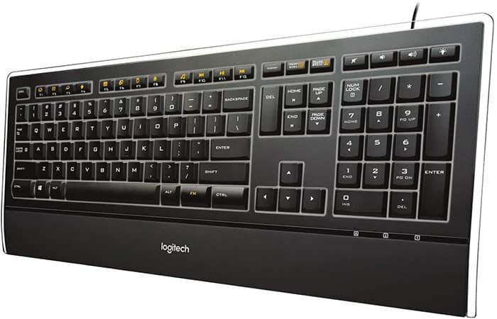 Logitech illuminated keyboard k740