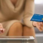 ¿Cuál es la mejor manera de que las empresas de tarjetas de crédito ganen dinero?
