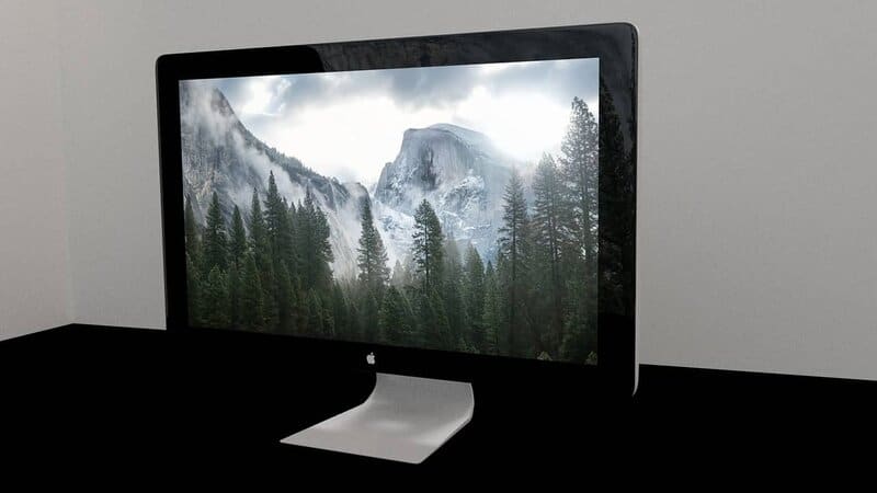 ordenador mac con diseño photoshop