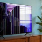 ¿Qué puedes hacer para arreglar la pantalla rota de un televisor Samsung?