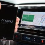 ¿Cómo puedo instalar Android Auto en mi vehículo?