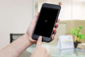 ¿Métodos para destruir un iPhone sin lesiones corporales?