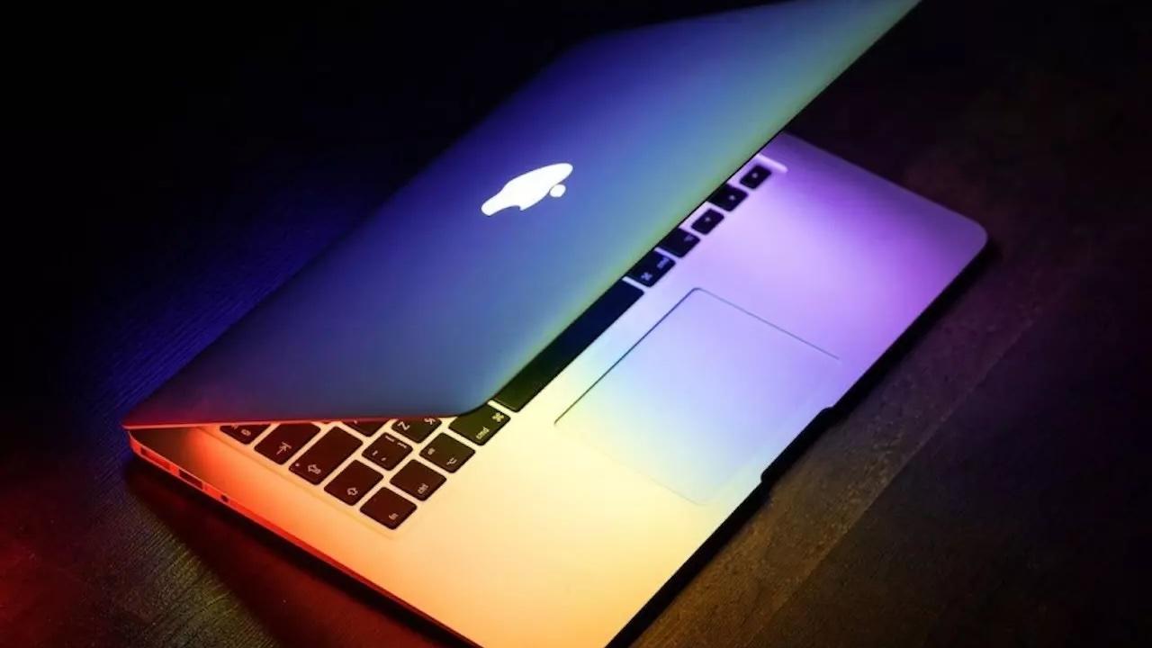 macbook air oled se retrasa-0