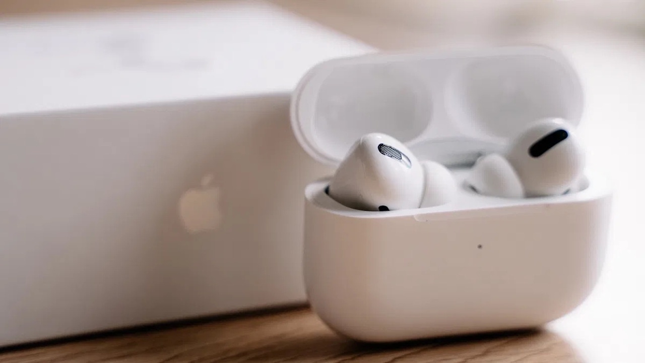 Nuevas funciones AirPods Pro 3 salud diseño