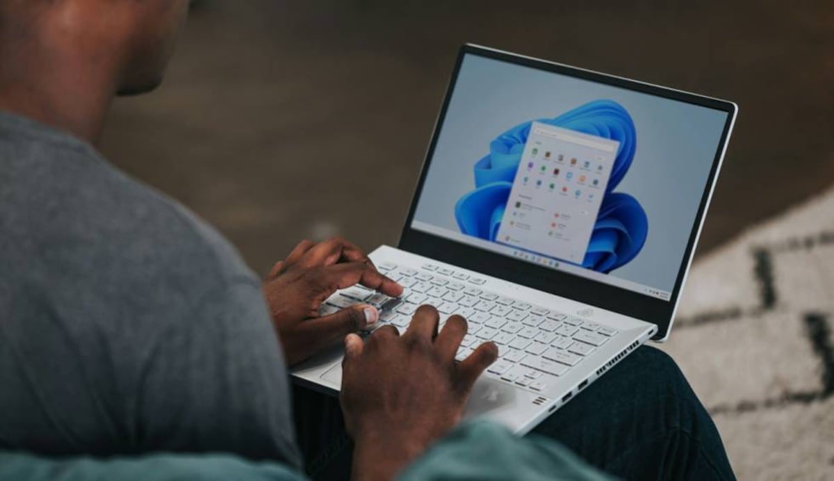 cómo mover iconos del escritorio libremente en windows 11-3