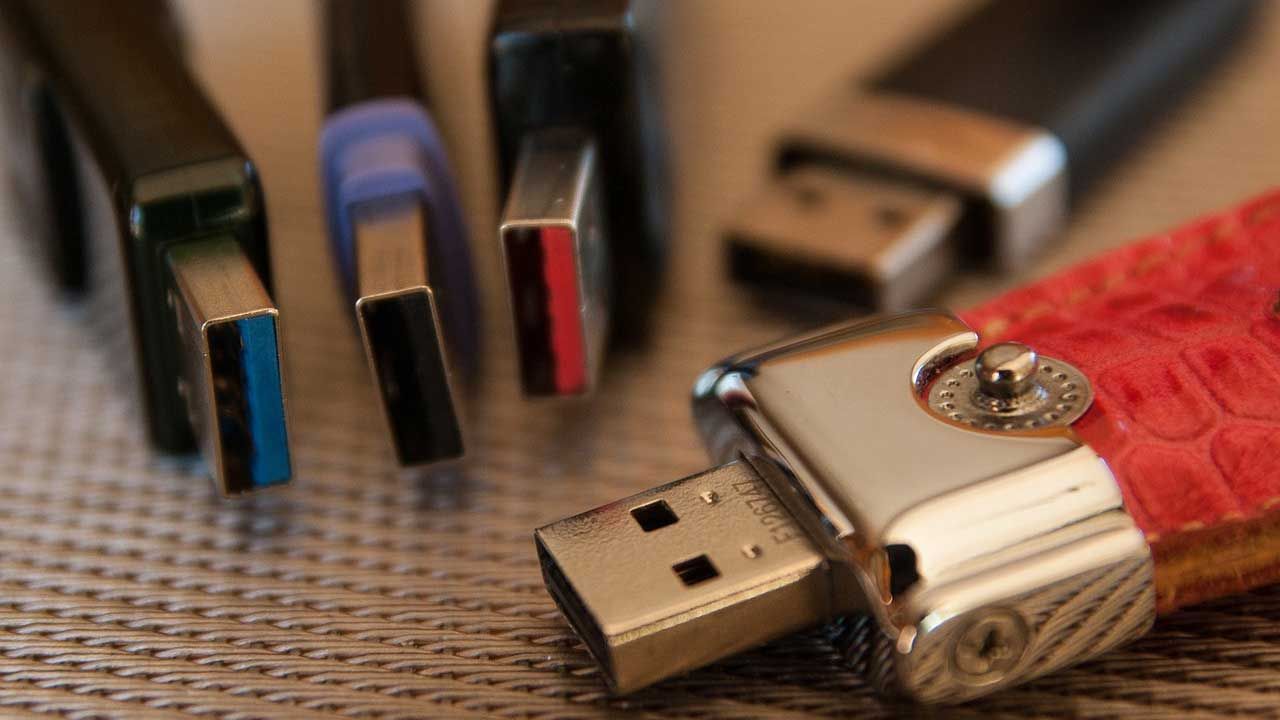 Deshabilitar puertos USB Windows