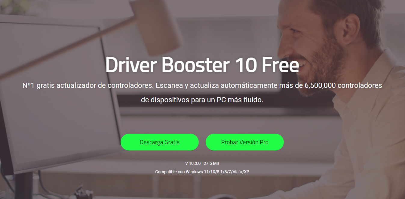 Driver Booster escaneando controladores para actualizar