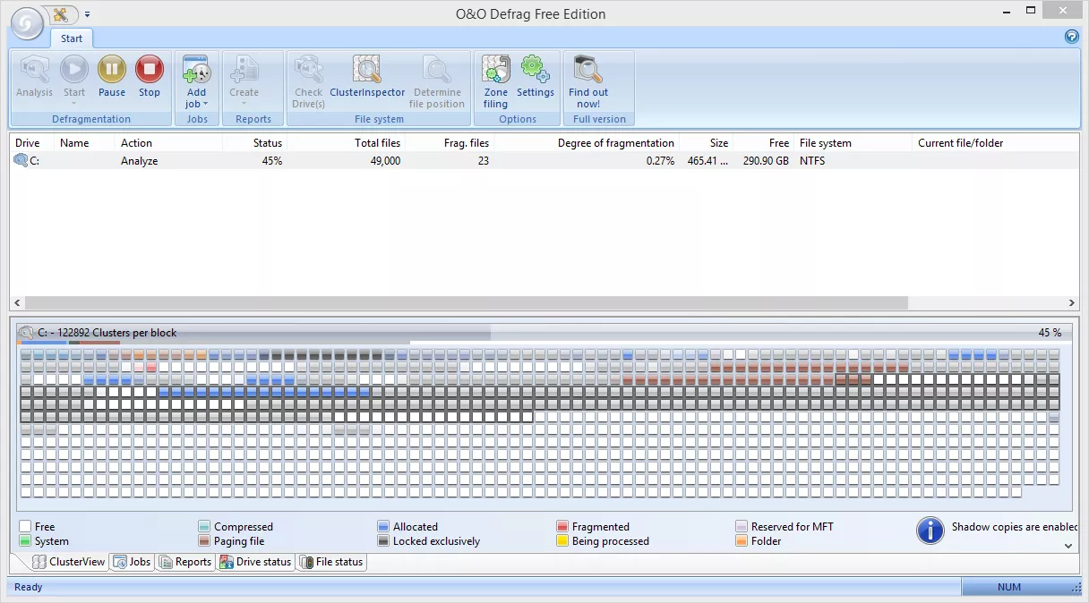 Interfaz avanzada de O&O Defrag con disco desfragmentado