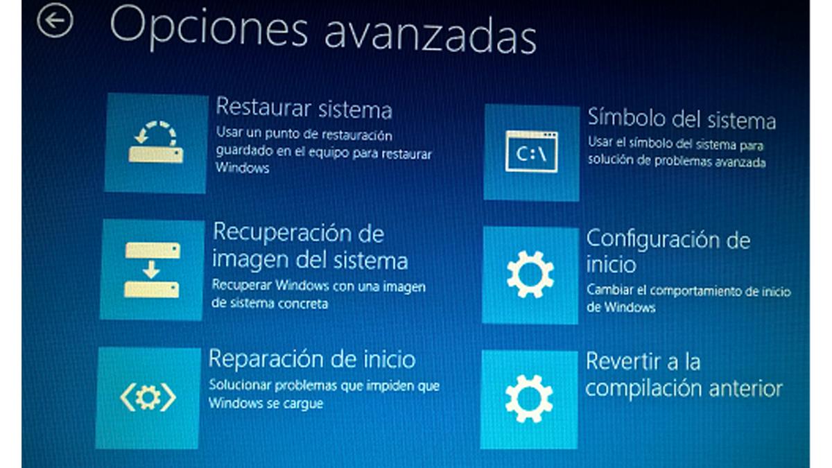 diferencias entre las opciones avanzadas de windows: restaurar sistema vs recuperación de imagen del sistema vs reparación de inicio vs revertir a la compilación anterior