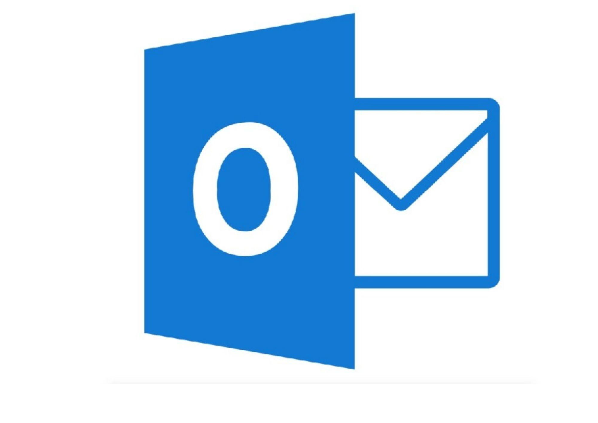 adjuntar archivos tareas outlook