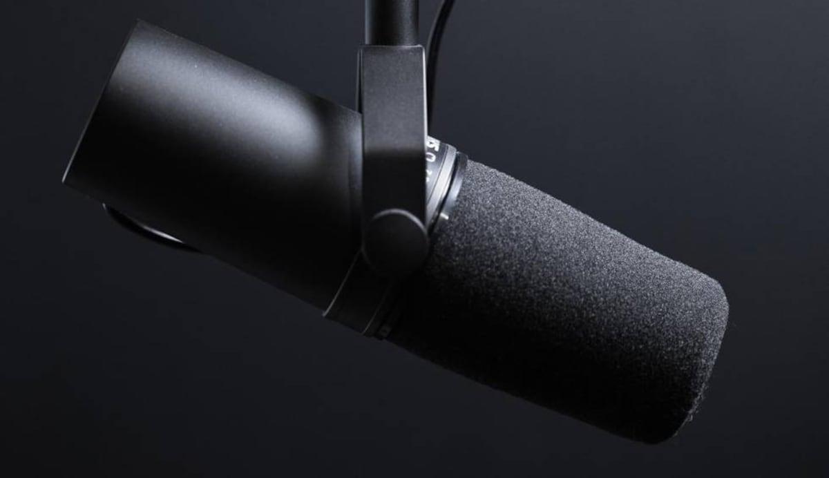 Cómo saber si un portátil tiene micrófono integrado en Windows 11