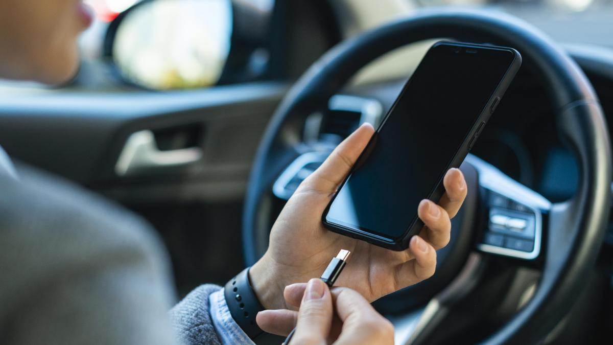 Privacidad y puerto USB del coche