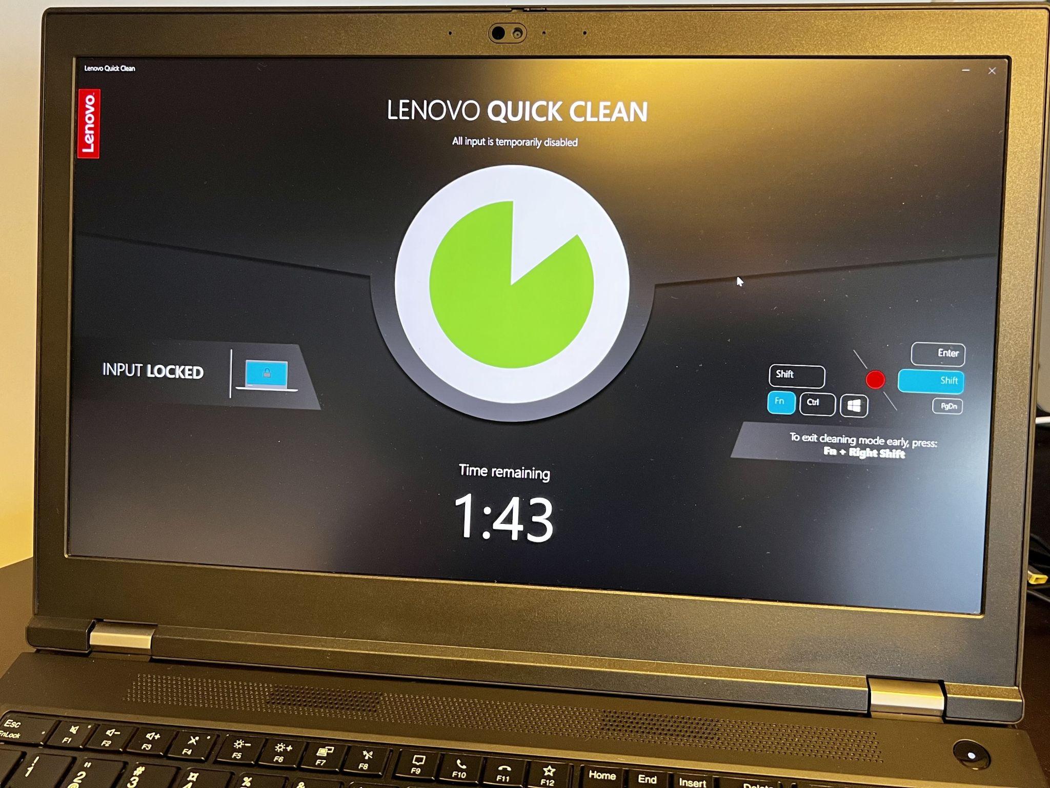 Uso de Lenovo Quick Clean para mantenimiento