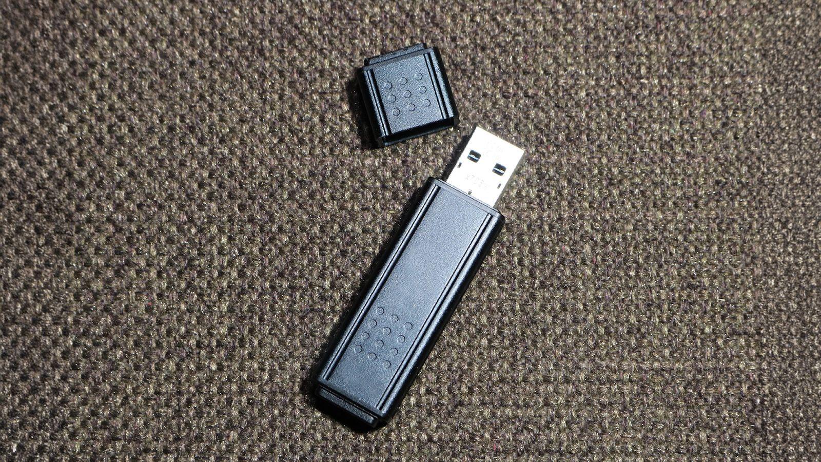 Pendrive protegido con contraseña