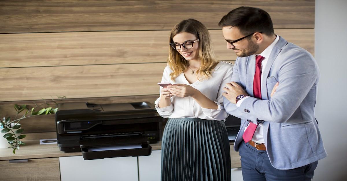 cómo imprimir un documento desde un dispositivo móvil con impresora en red