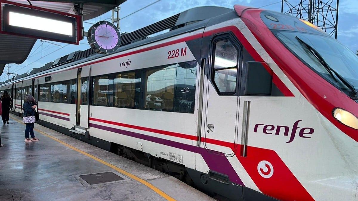 Consulta de Cercanías y Rodalies en tiempo real