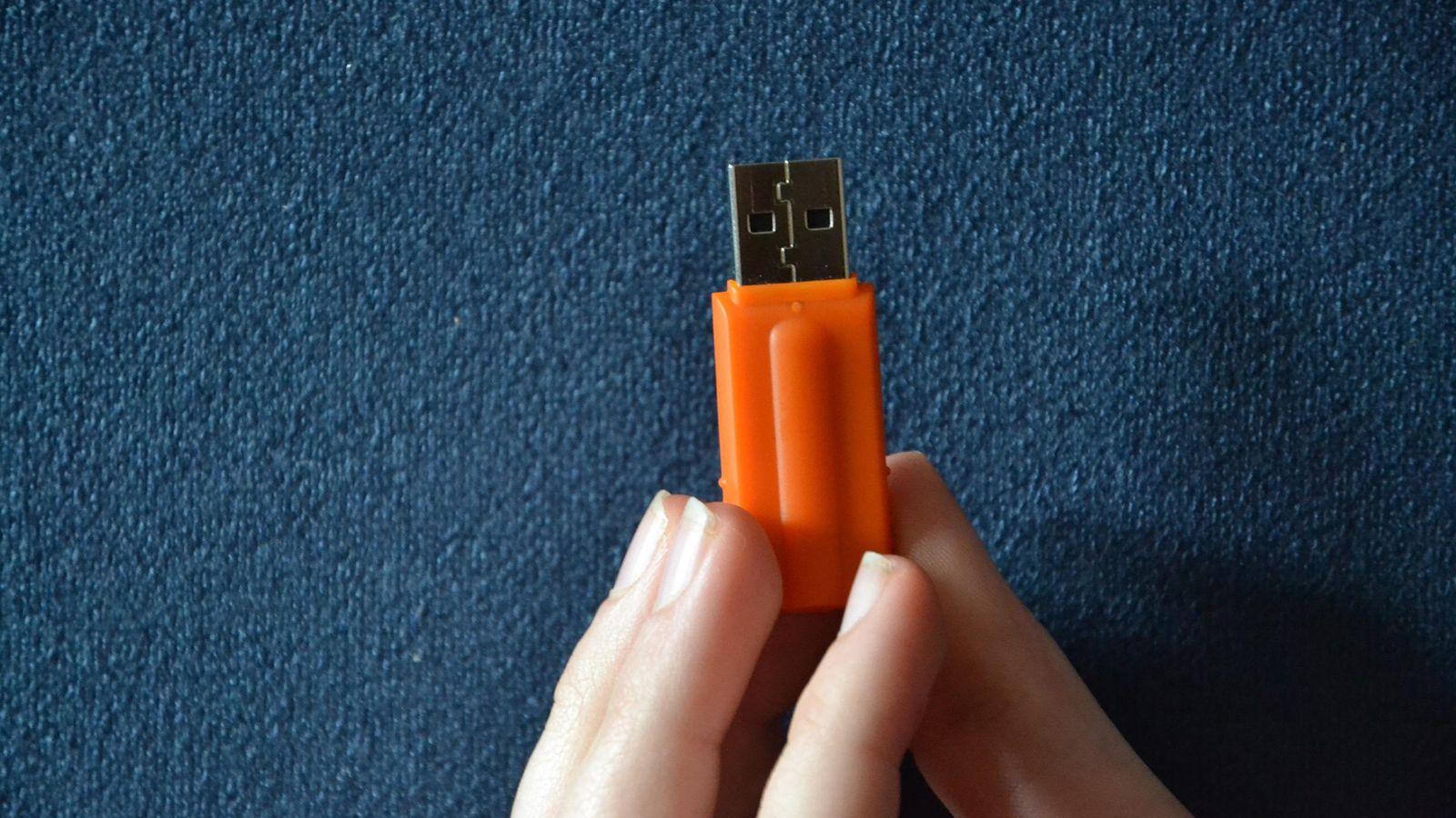 Herramienta para acelerar y verificar transferencias de archivos