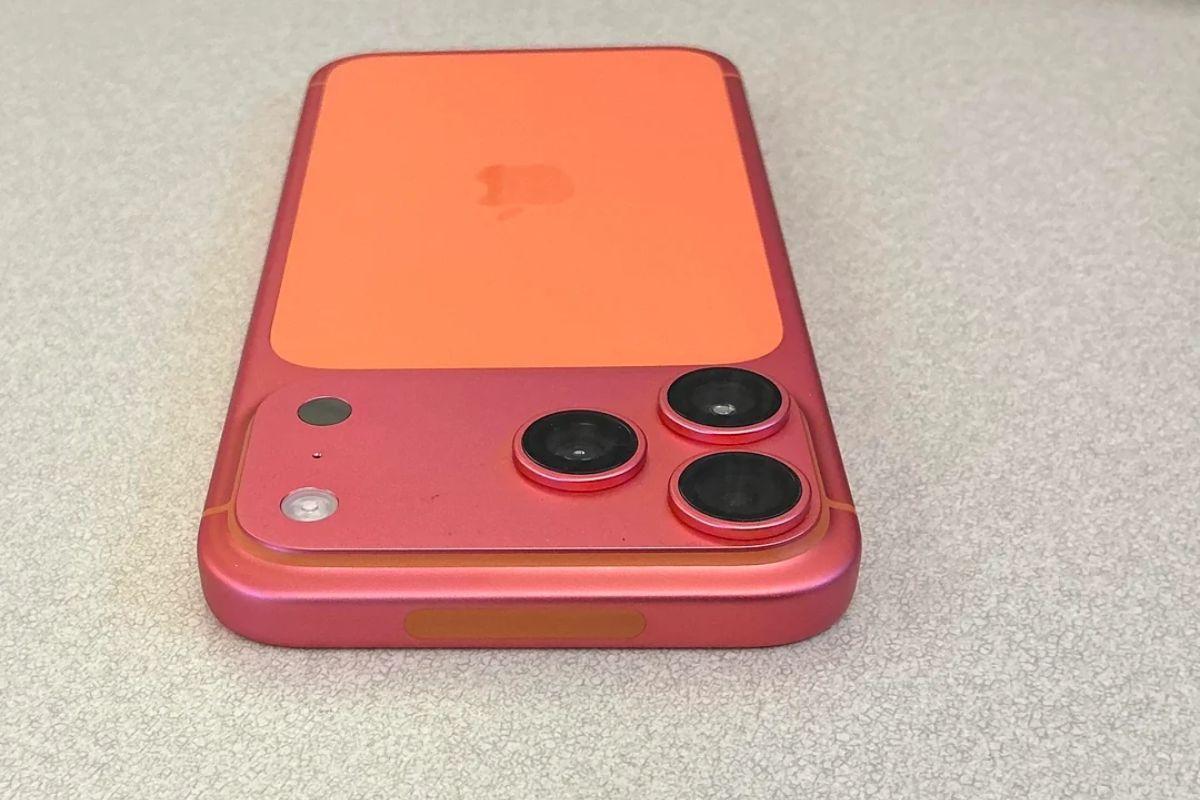 iPhone 17 que se decolora con el sol
