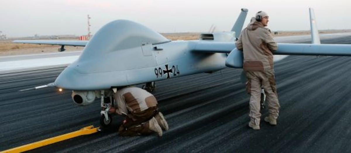 dron militar y sistemas operativos