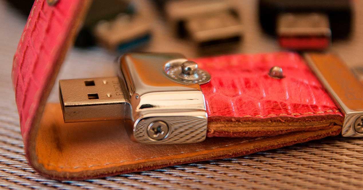 Seguridad frente a USBs maliciosos Seguridad frente a USBs maliciosos