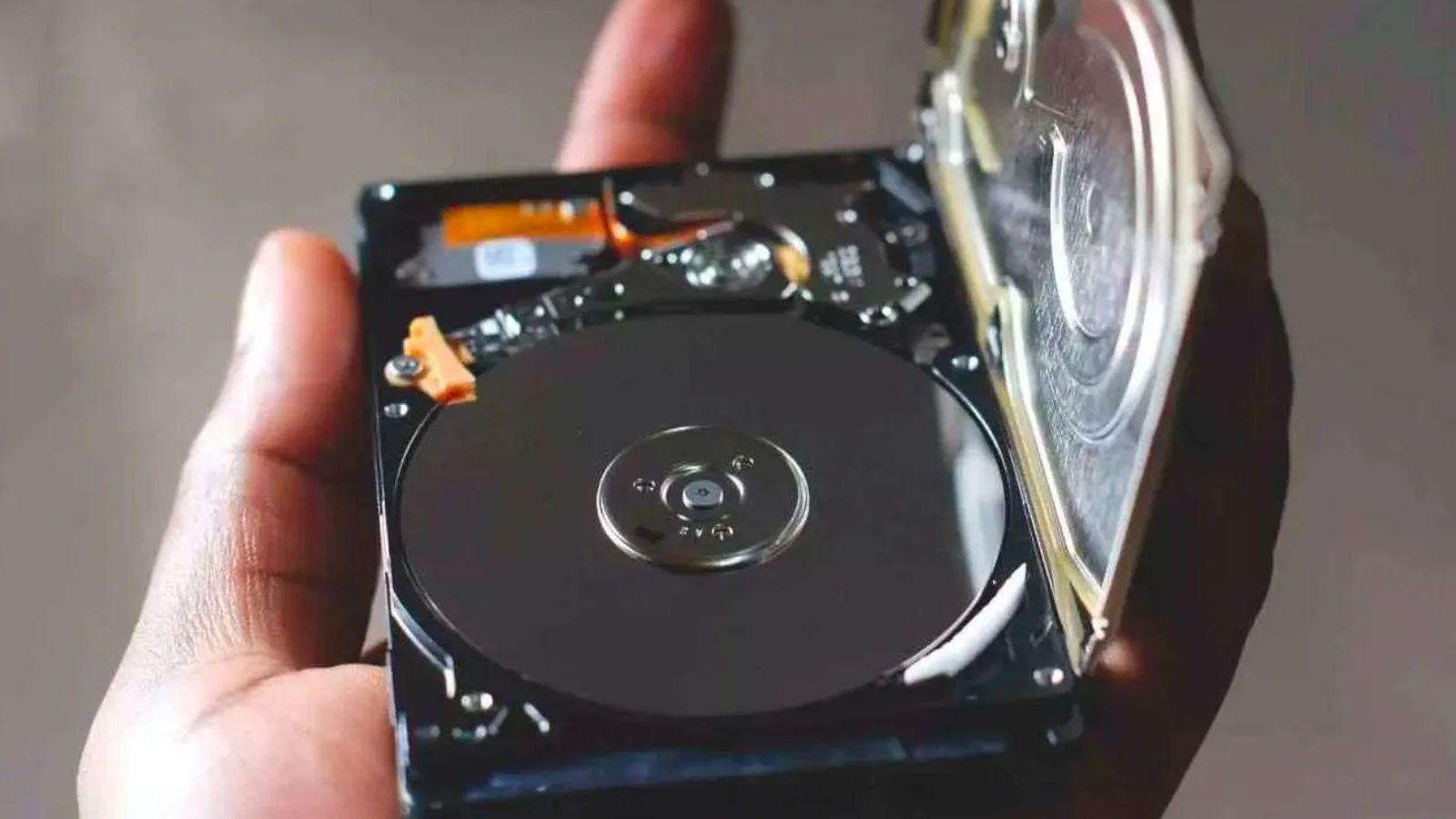 Conectar disco externo para clonar en interno