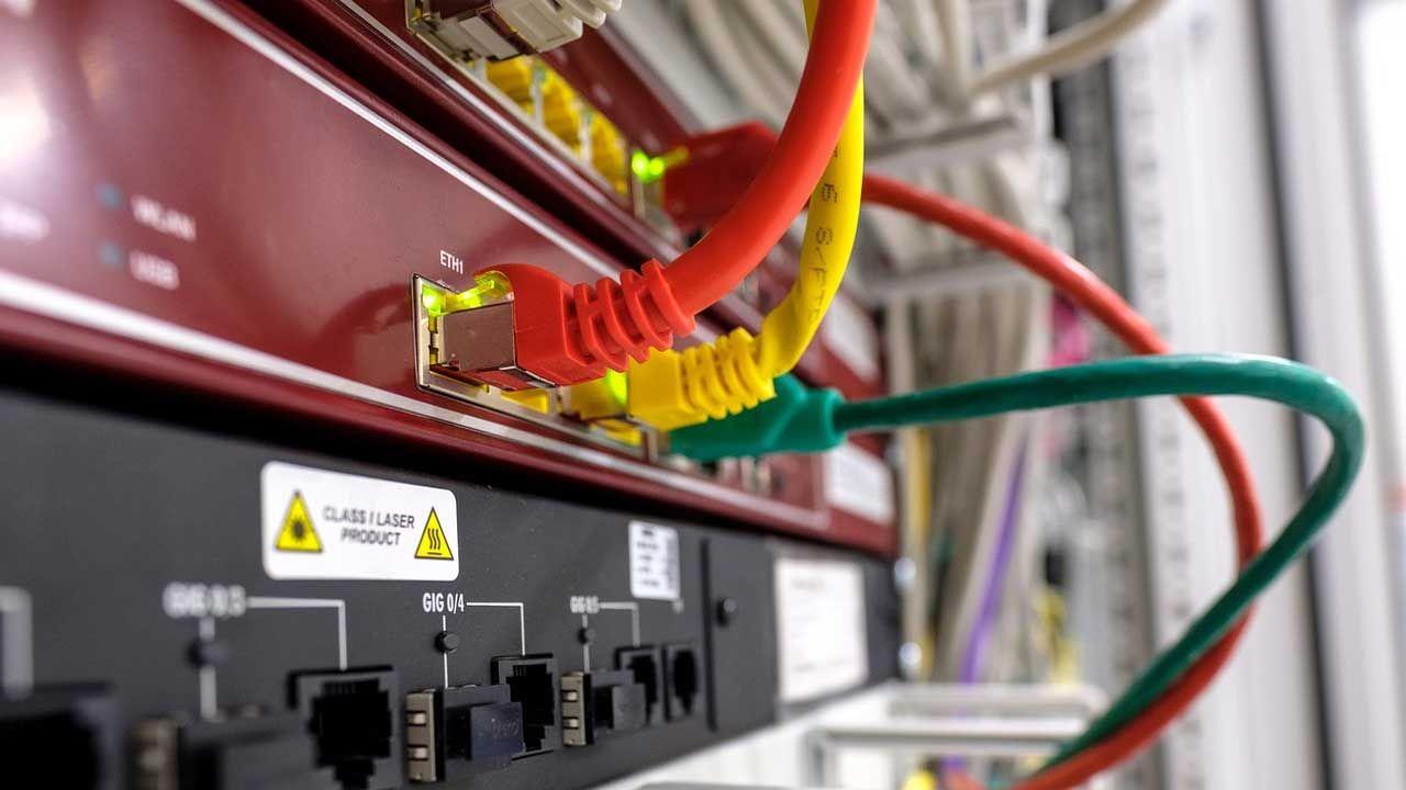 gestionar redes con comandos en Windows 11