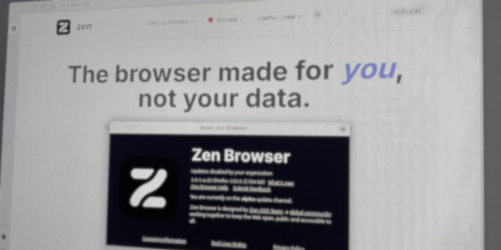 Interfaz minimalista de Zen Browser