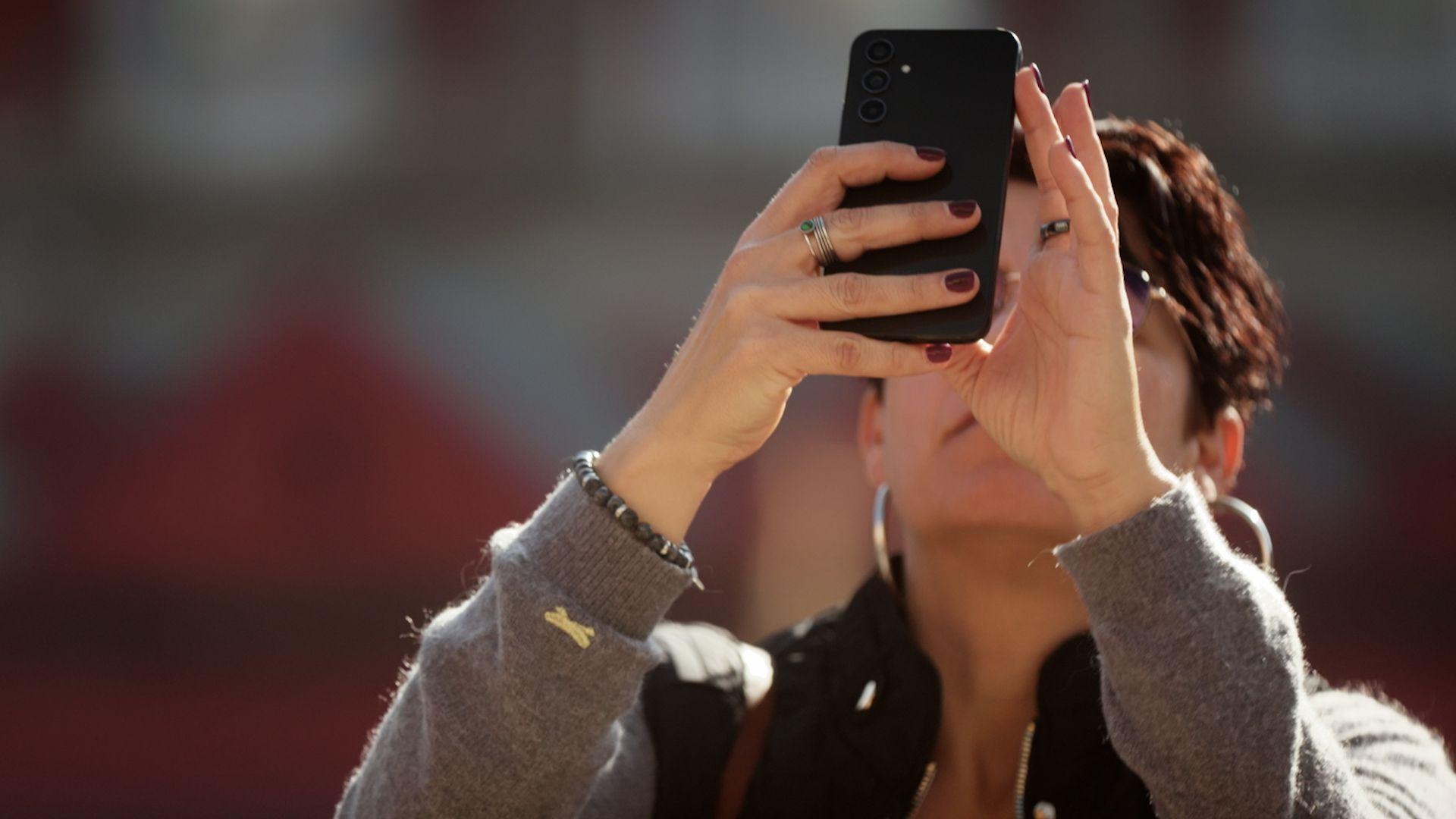 Redes sociales y algoritmos