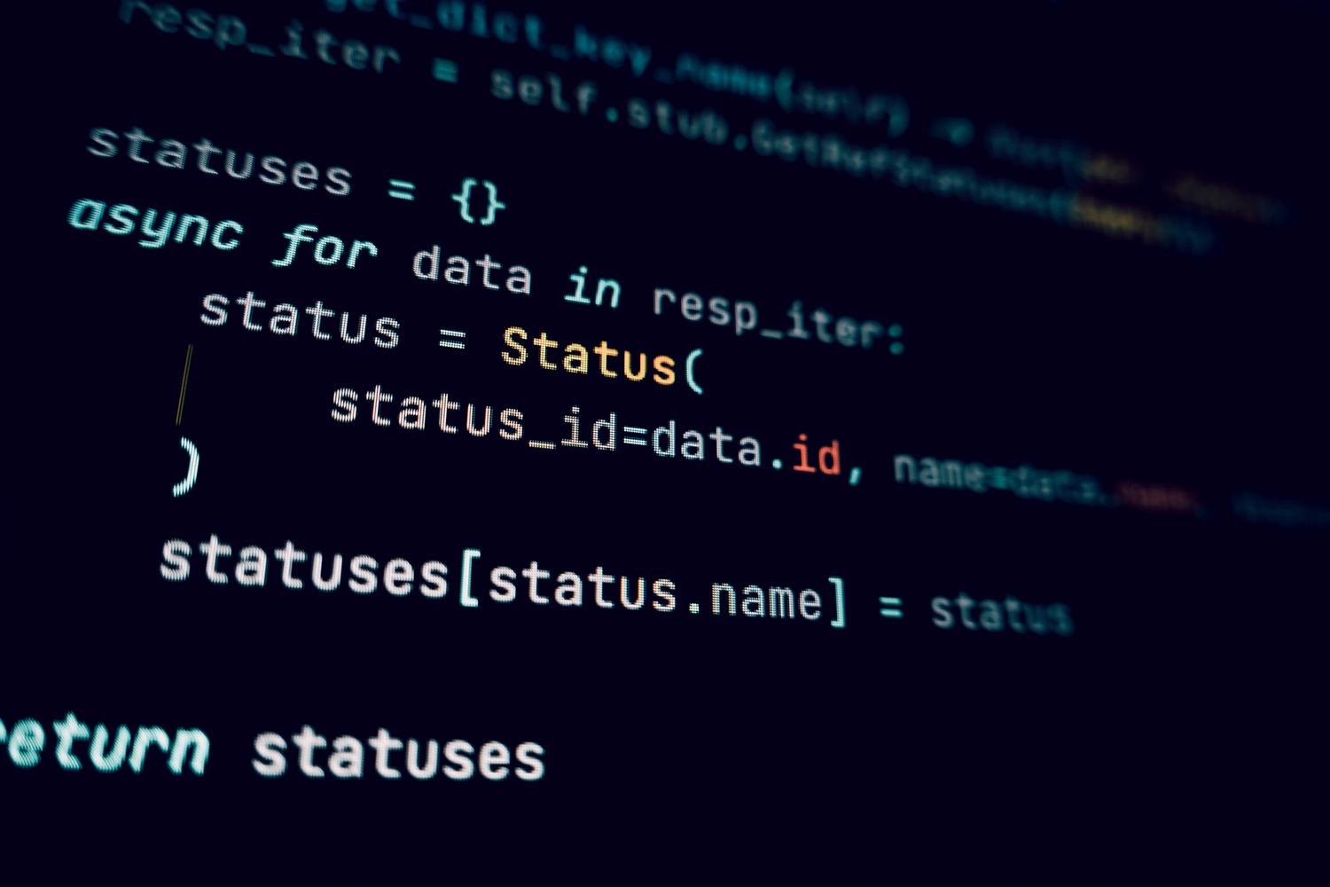 Código de programación en una pantalla con tema oscuro, representando la configuración técnica y el desarrollo de aplicaciones containerizadas. Código de programación en una pantalla con tema oscuro, representando la configuración técnica y el desarrollo de aplicaciones containerizadas.
