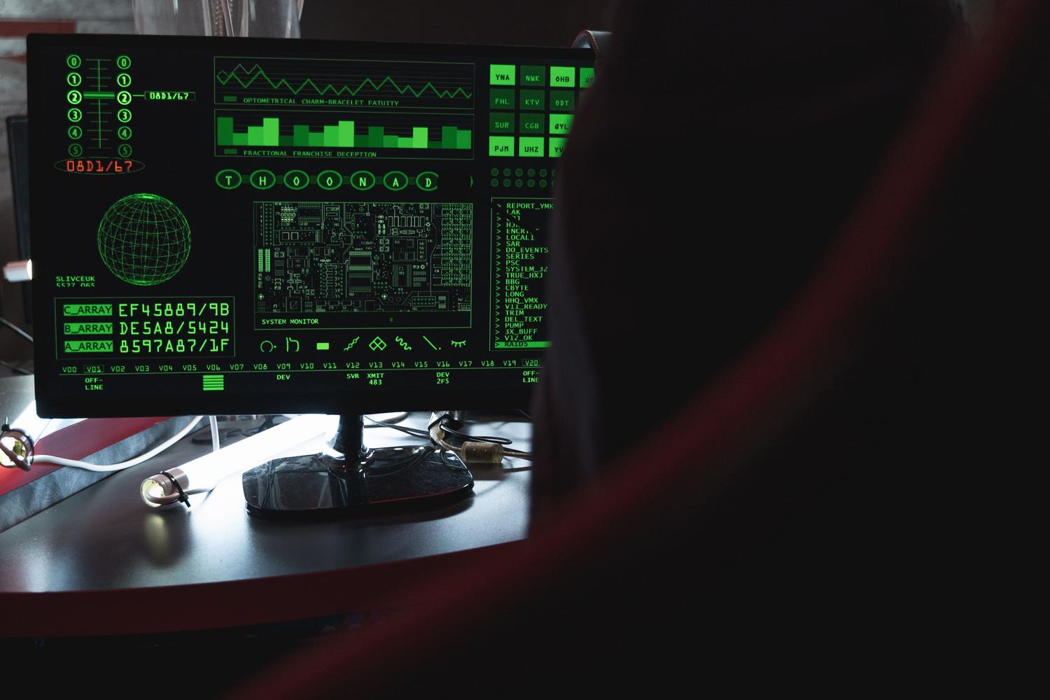 Monitor mostrando código digital en verde, simulando una terminal de Linux para la gestión de modelos locales.